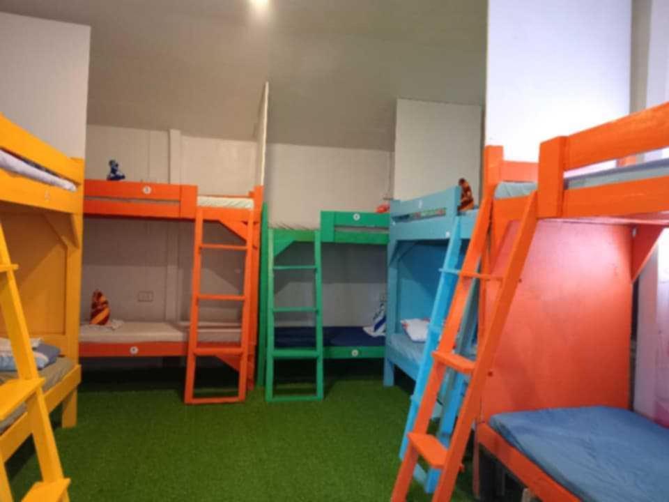 Paradise Budget Palawan Hostel 爱妮岛 外观 照片
